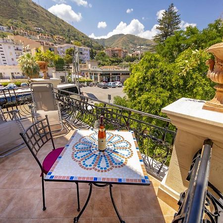 Liberty House Apartment Cefalu Luaran gambar